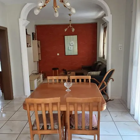 La.ki House