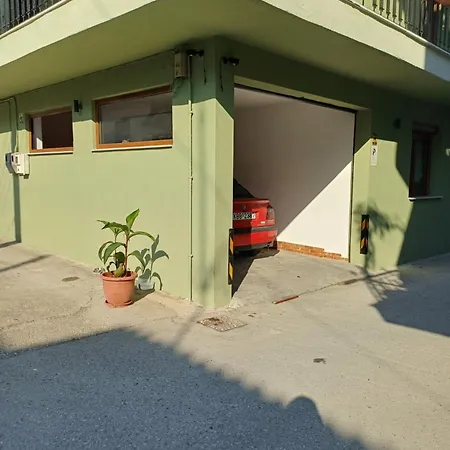 La.ki House Apartment