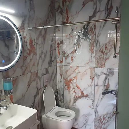 La.ki House